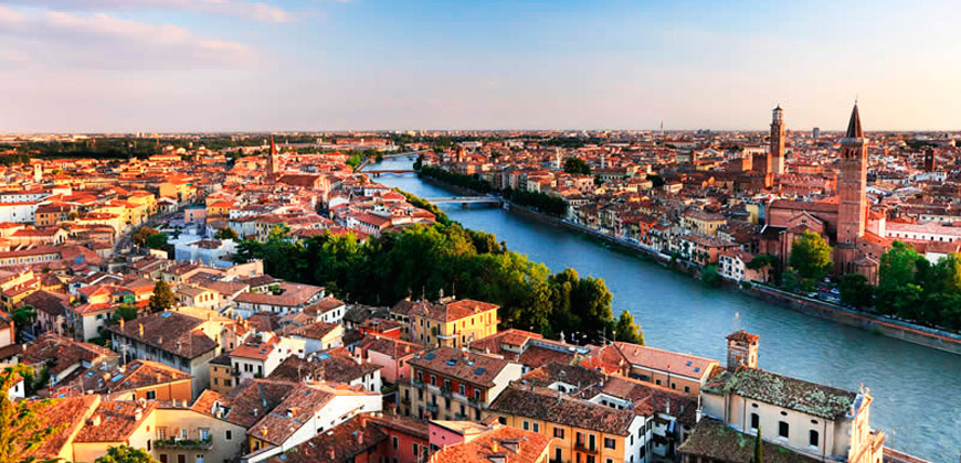 Vista della città di Verona